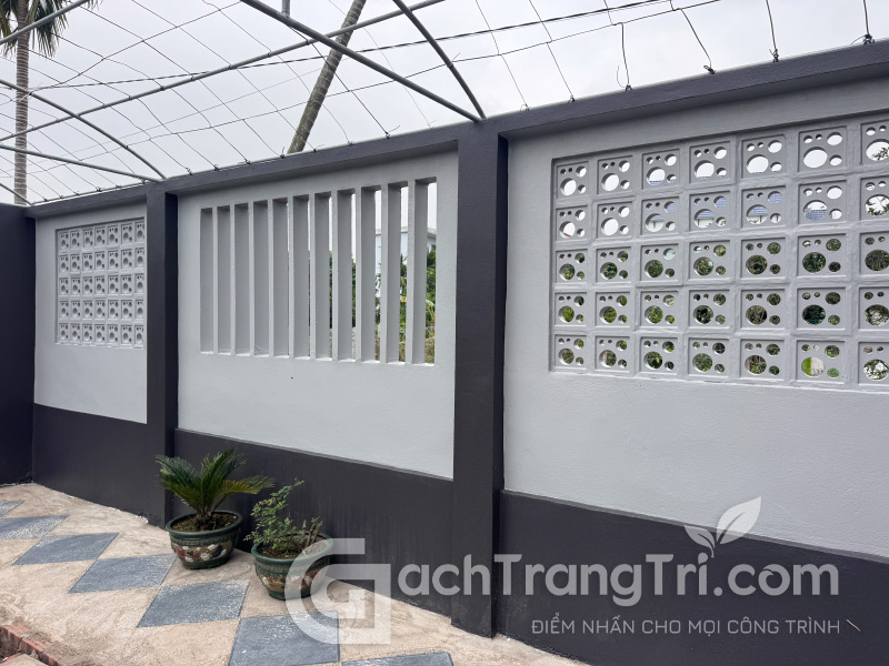 Gạch thông gió xi măng 5 lỗ tròn