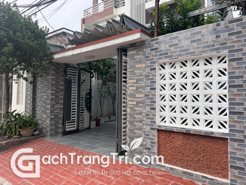 1gach Thong Gio Xi Mang Chiec La